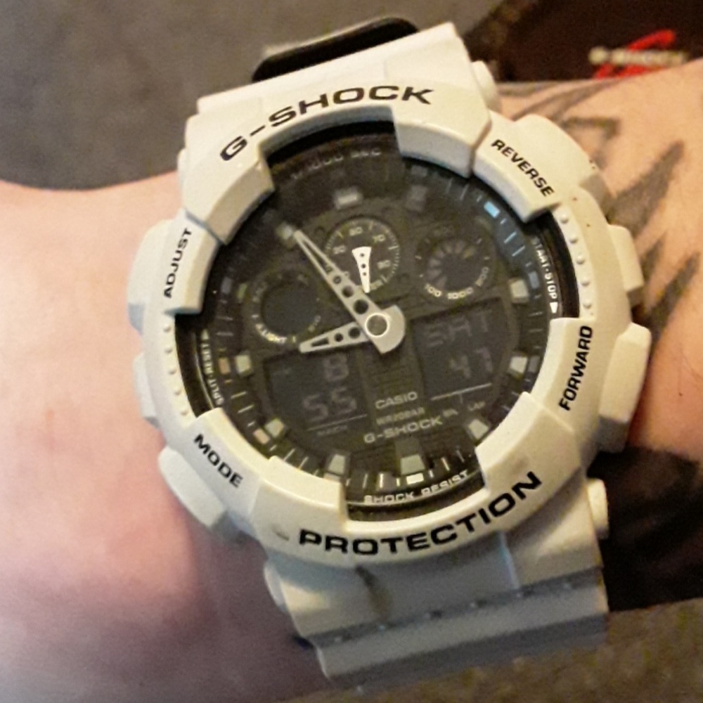 G-Shock - Picture 4 of 8